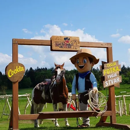Cowboy's Land キャンプ場 Višnja Gora