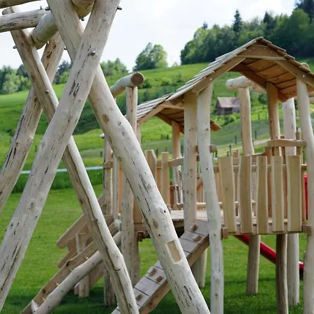 Cowboy's Land キャンプ場 Višnja Gora
