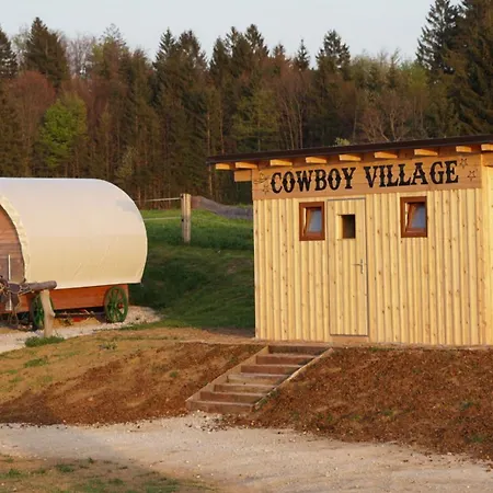 营地 Cowboy's Land