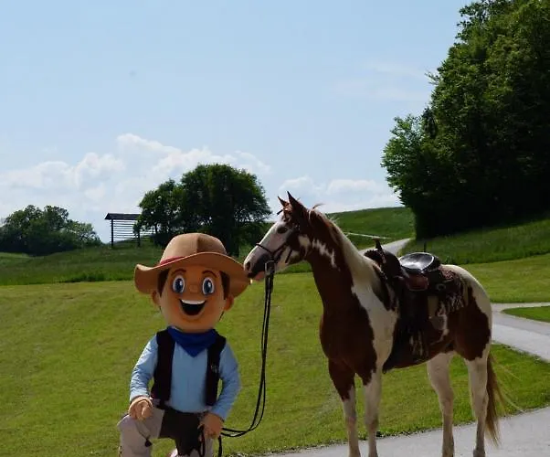 Kemping Cowboy's Land Visnja Gora