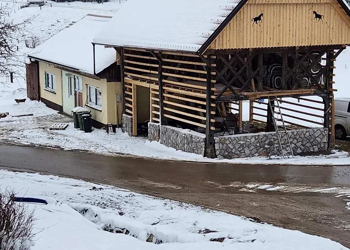 Cowboy's Land * Visnja Gora